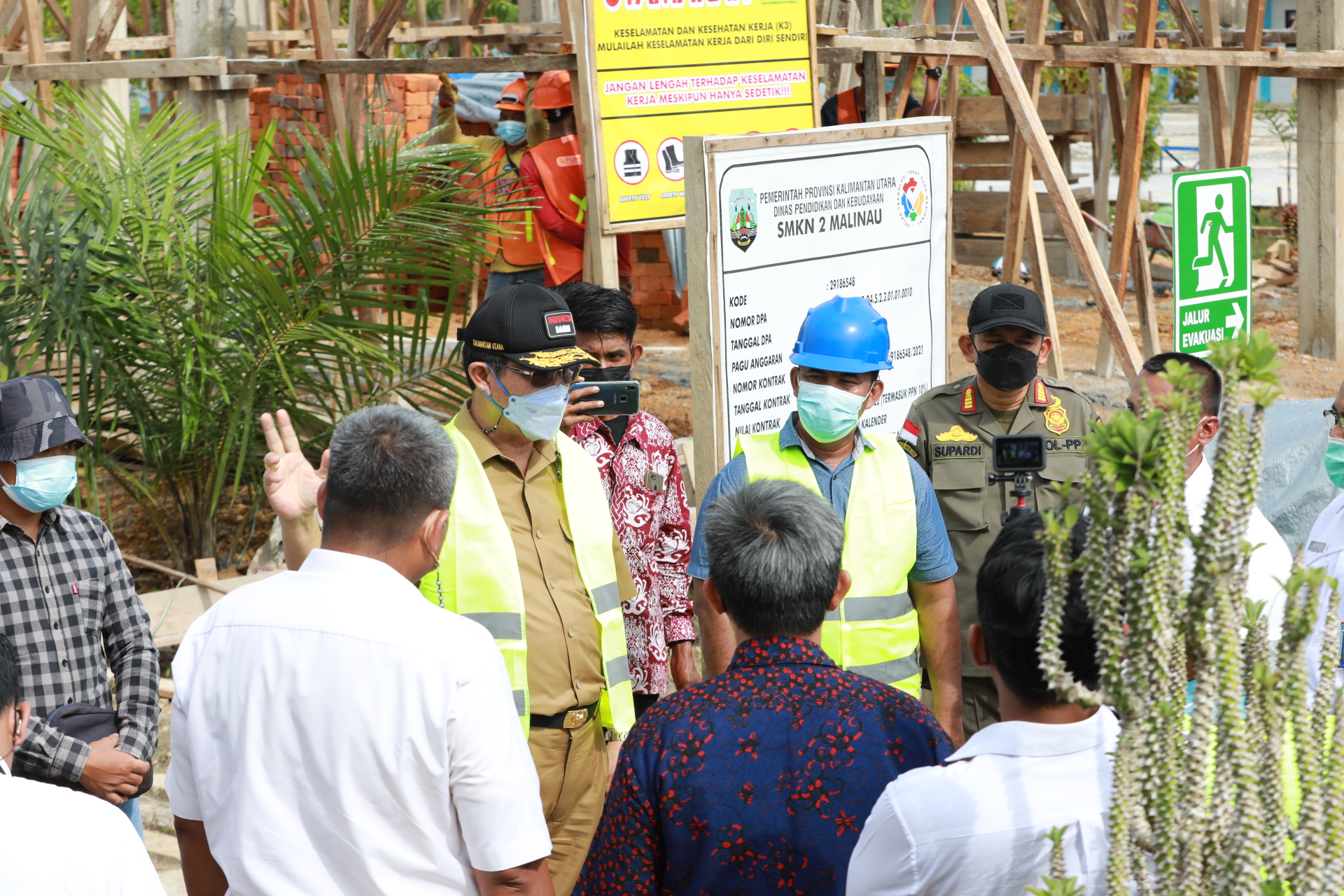 Monev di Malinau, Wagub Yansen TP Ingatkan Kontraktor Utamakan Kualitas
