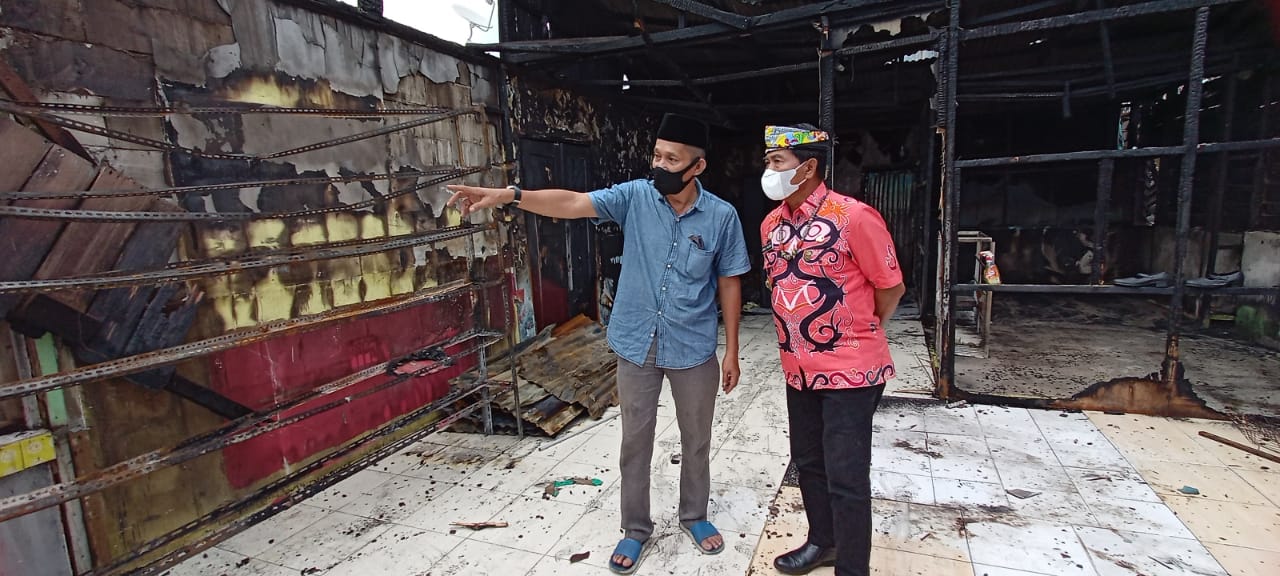 Gubernur Zainal Beri Dukungan Moril dan Materil ke Warga Terdampak Kebakaran di Tarakan