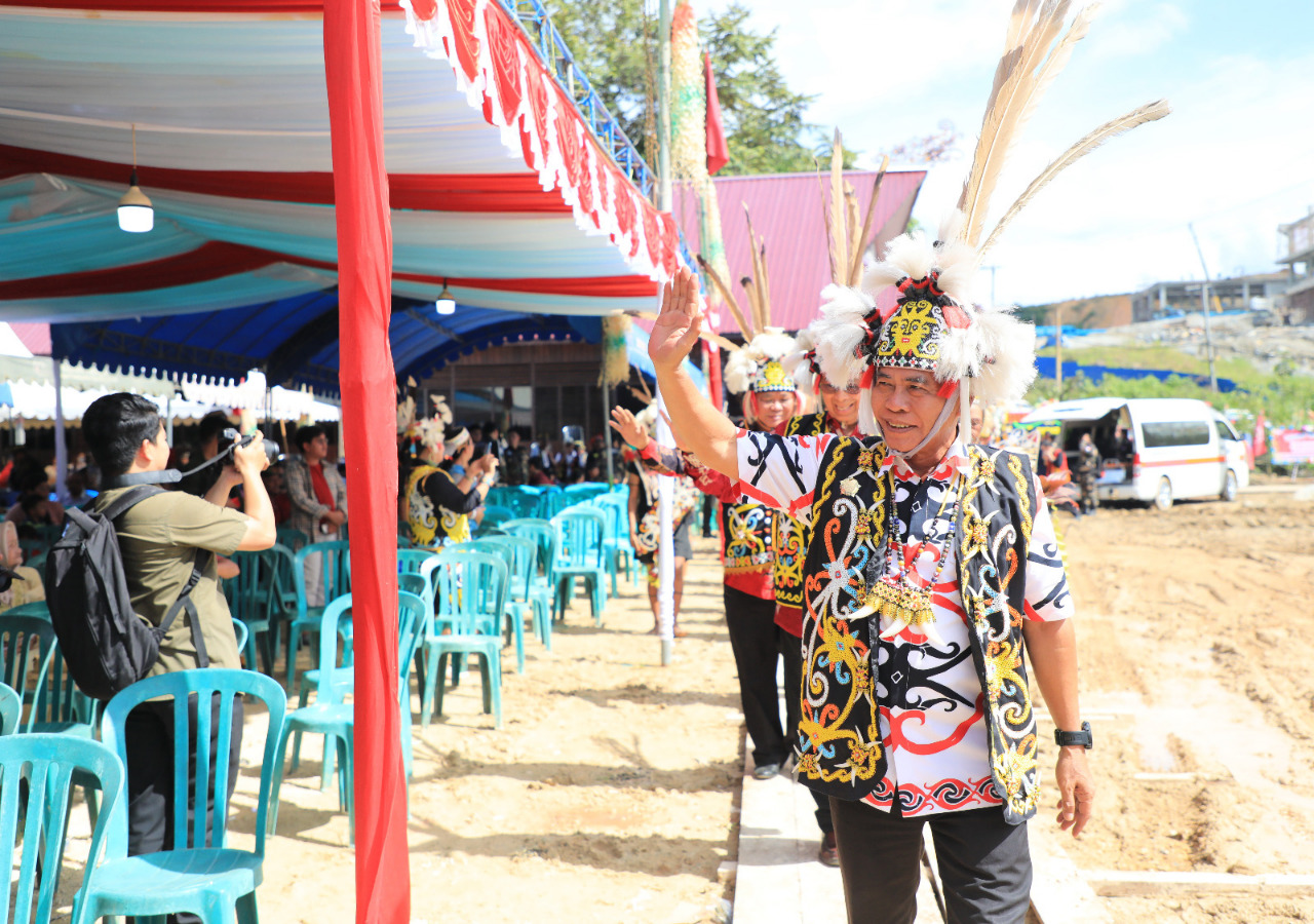 <strong>Gubernur Turut Resmikan Sekretariat hingga hadiri Musda DAD Kaltara</strong>