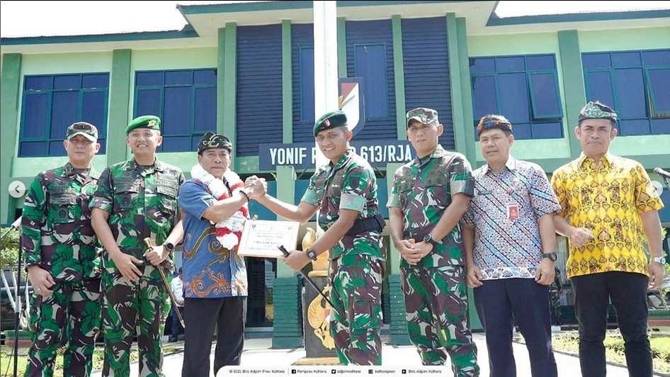 Penyerahan Hibah dari Pemprov Kaltara untuk 613