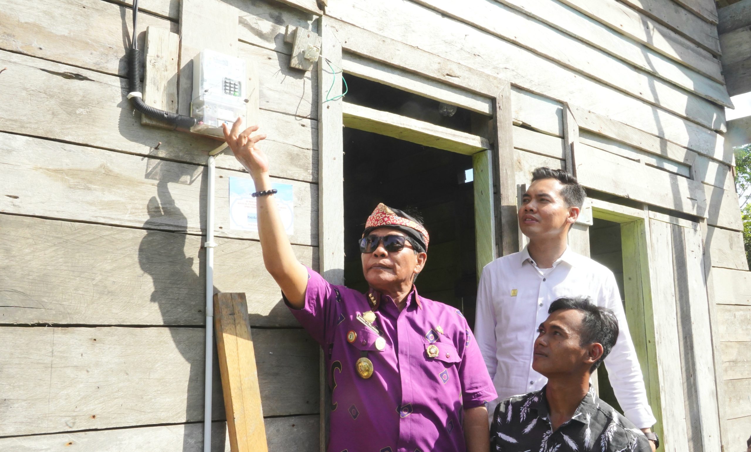 Penyerahan Simbolis Bantuan Pasang Baru Listrik (BPBL) Dari Pemprov Kaltara