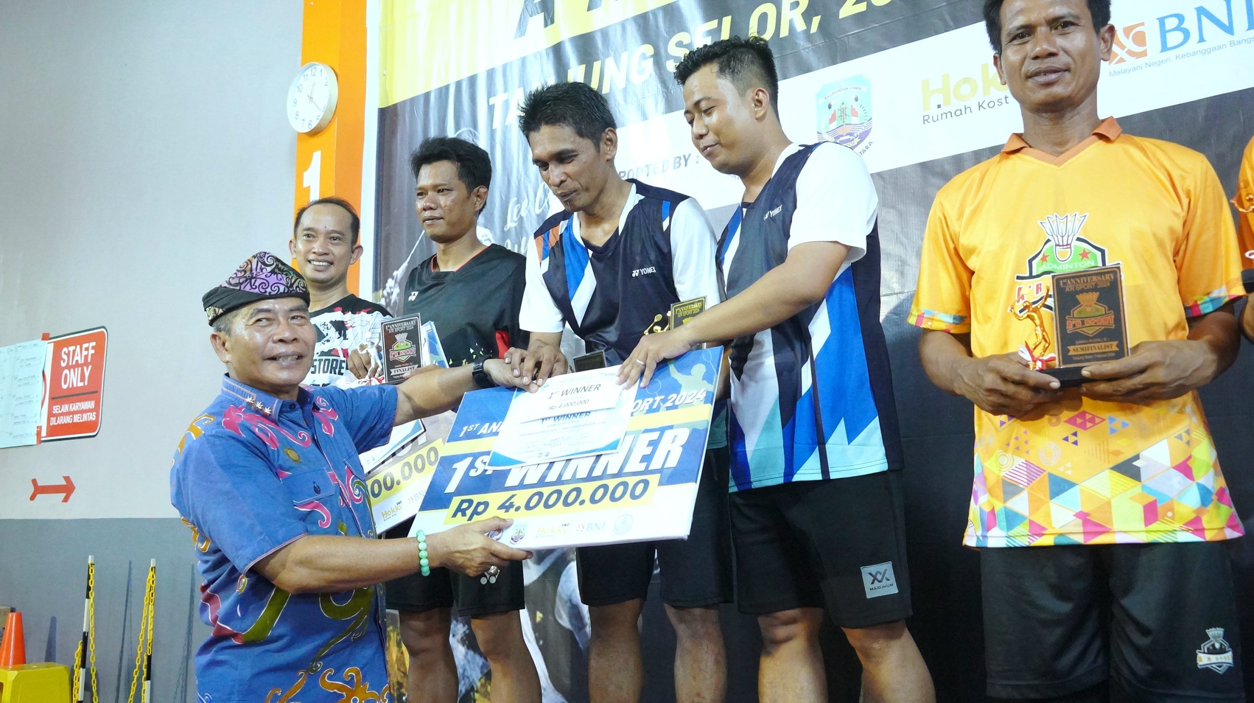 Penutupan Kejuaraan Bulutangkis 1st Anniversary A’R Sport 2024