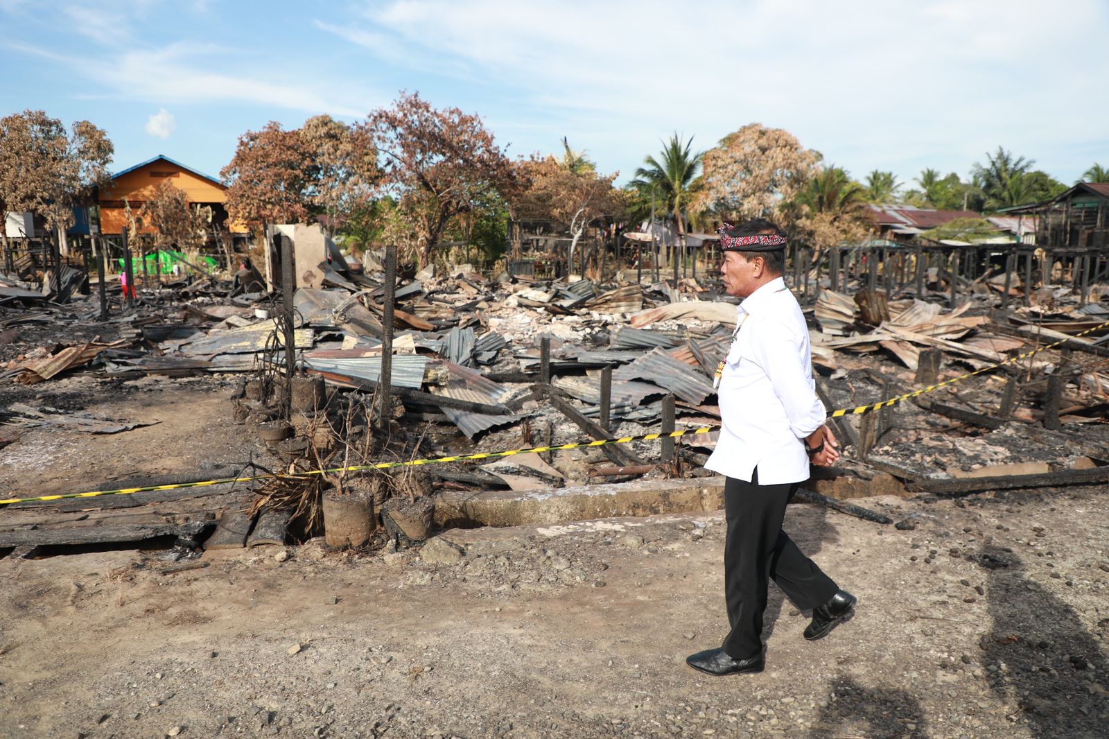 Meninjau Lokasi Kebakaran di Desa Long Beluah
