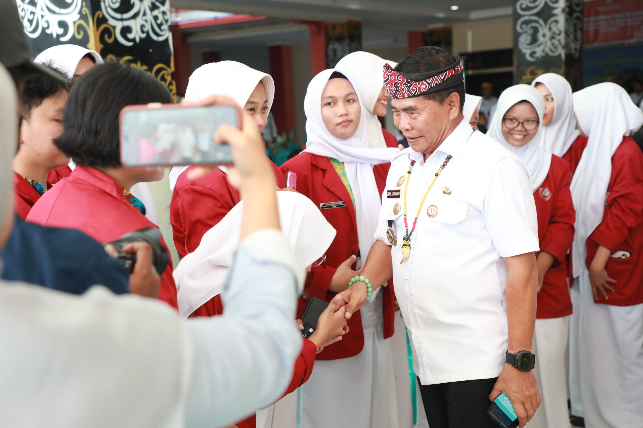 Pembukaan Olimpiade Olahraga Siswa Nasional (O2SN) dan Pelepasan Calon Paskibraka Provinsi Kaltara untuk Seleksi Tingkat Nasional 2024