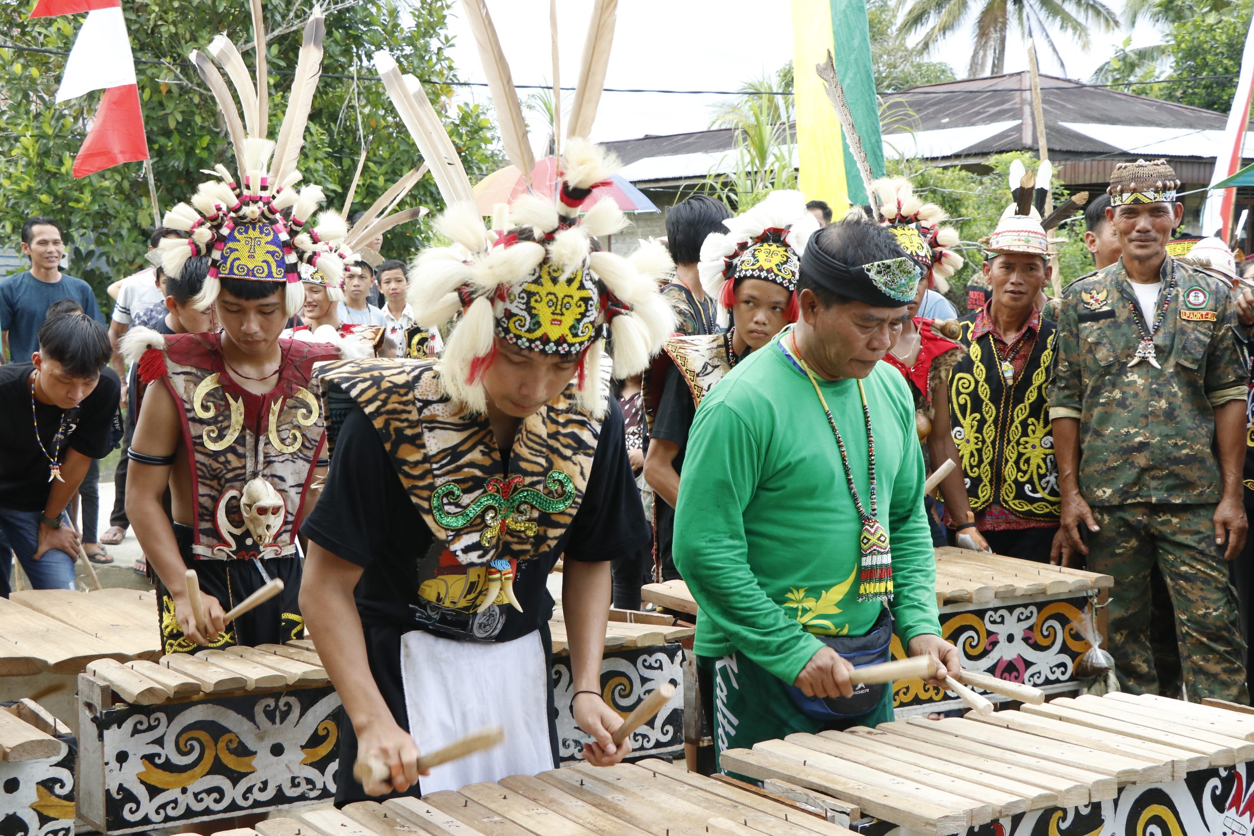 Petani Desa Teras Nawang Syukuran Atas Hasil Panen Berlimpah: Apresiasi dari Pemprov
