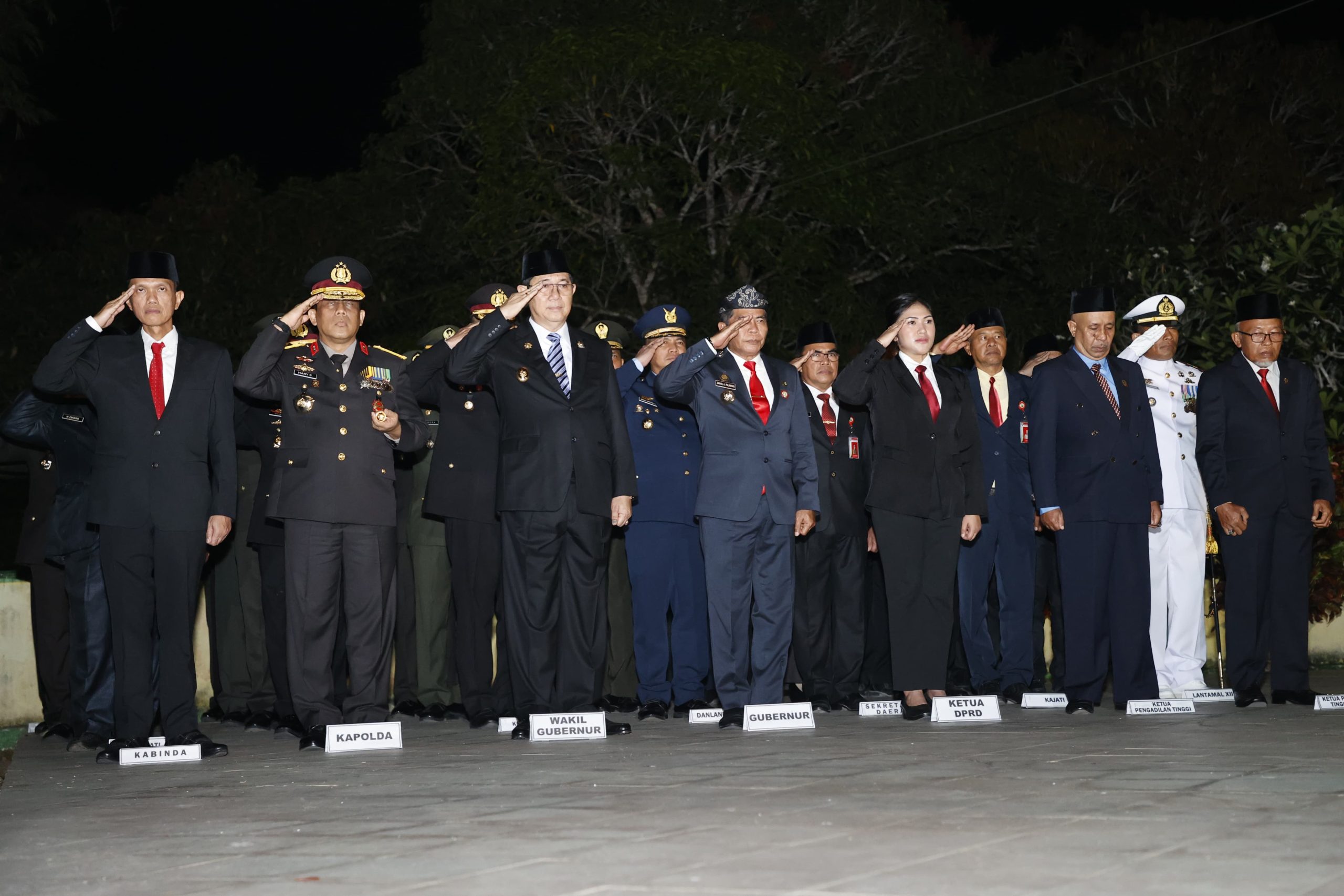 Renungan Suci di Taman Makam Pahlawan Telabang Bangsa Tanjung Selor