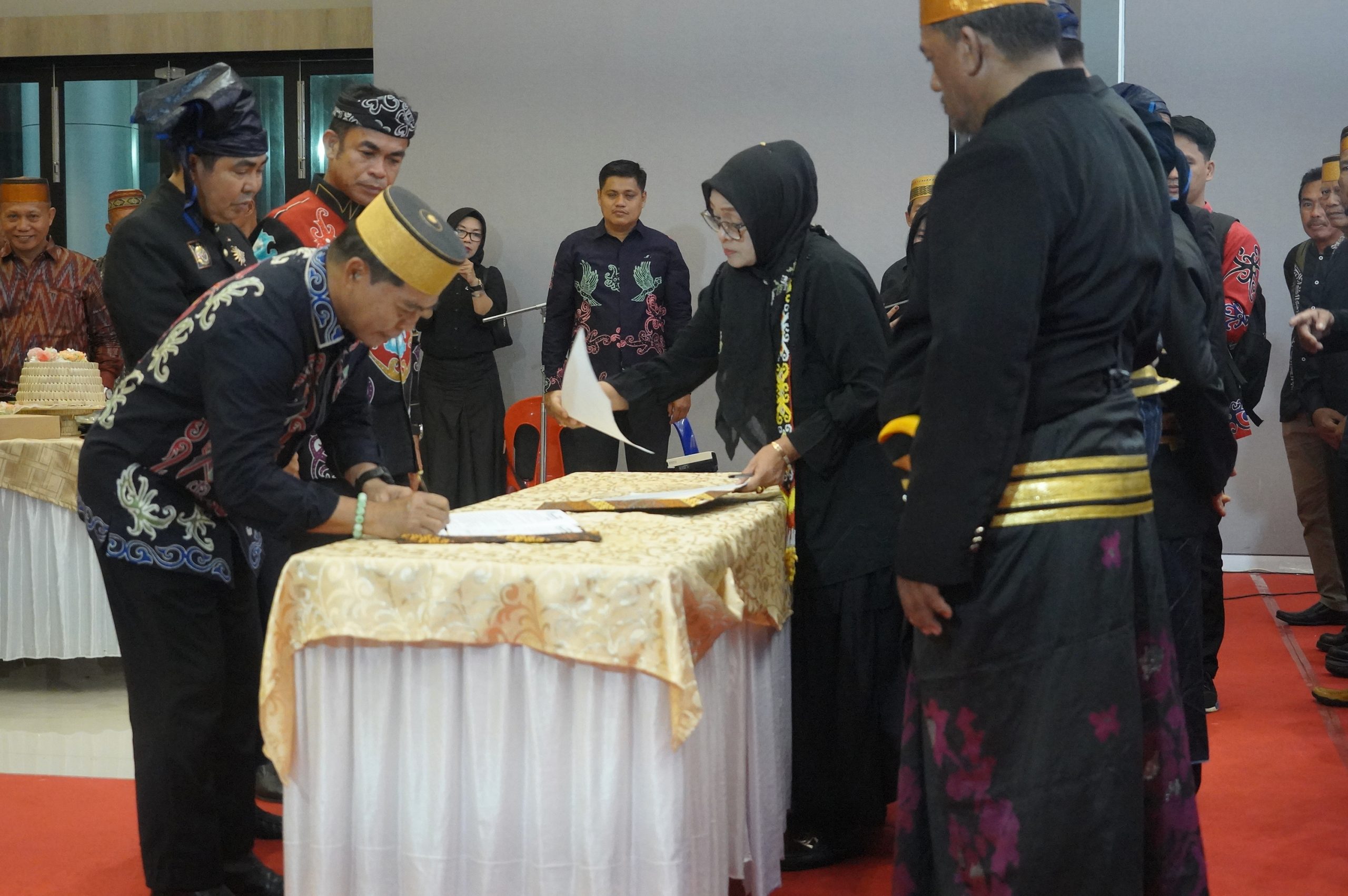 Pengukuhan dan Pelantikan Pengurus DPC Kerukunan Keluarga Bulukumba (KKB) dan DPW KKB Katara masa bakti 2024-2029