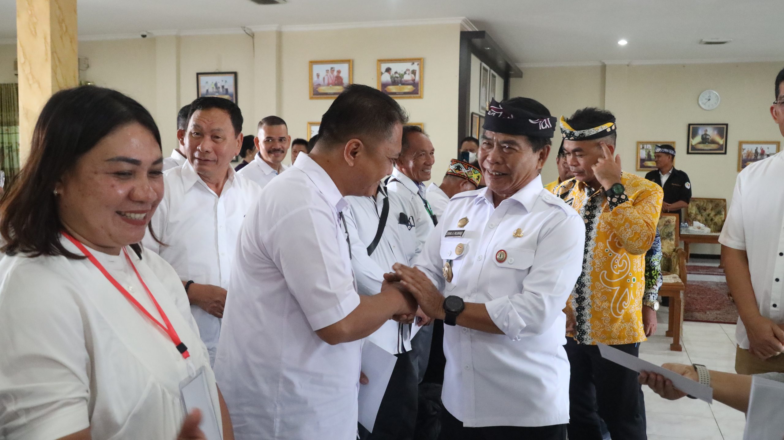 Gubernur Lepas Rombongan Ziarah ke Yerusalem