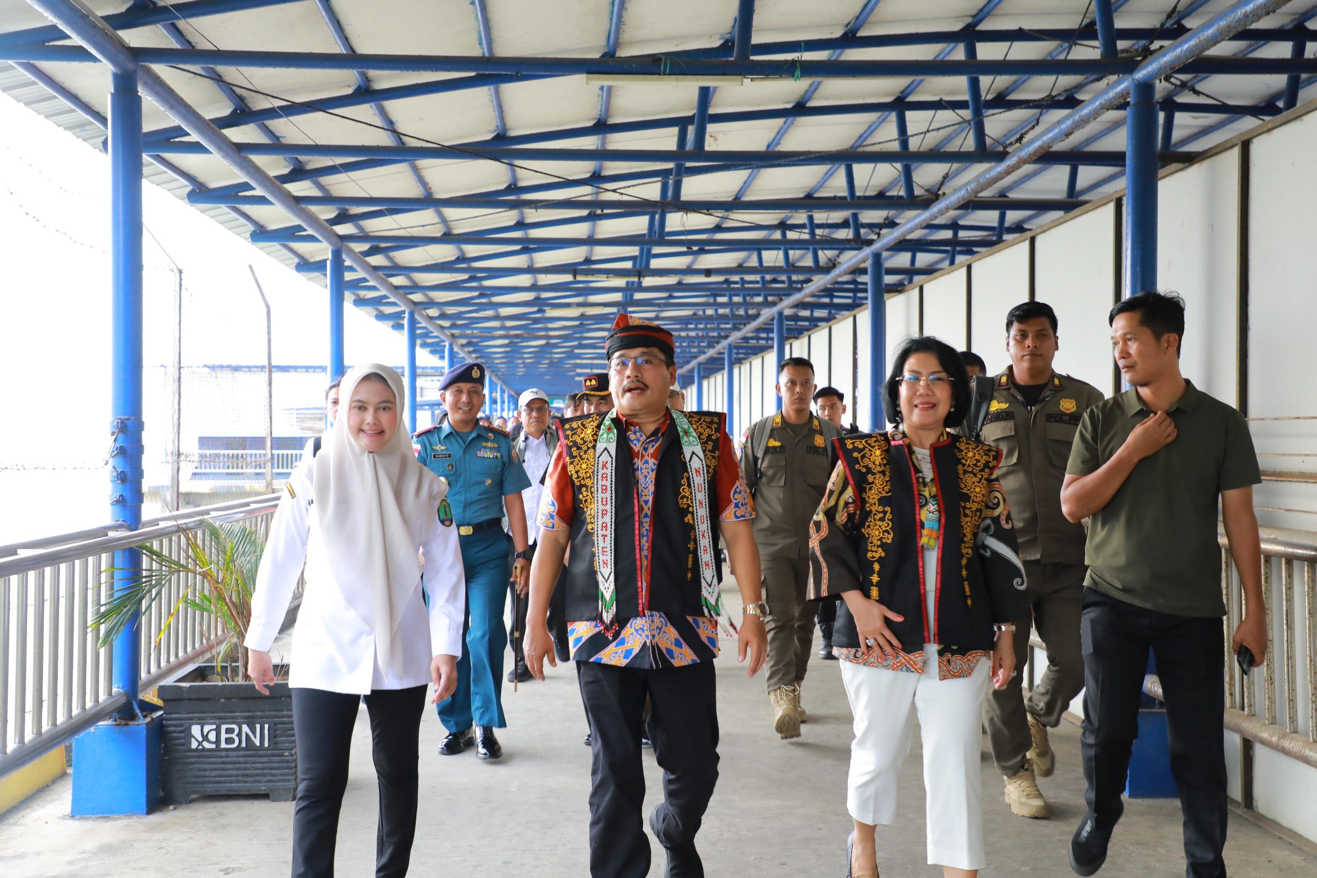 Di Perbatasan RI-Malaysia, Pjs. Togap Gaungkan Makan Bergizi Gratis hingga Puji Pesatnya Nunukan