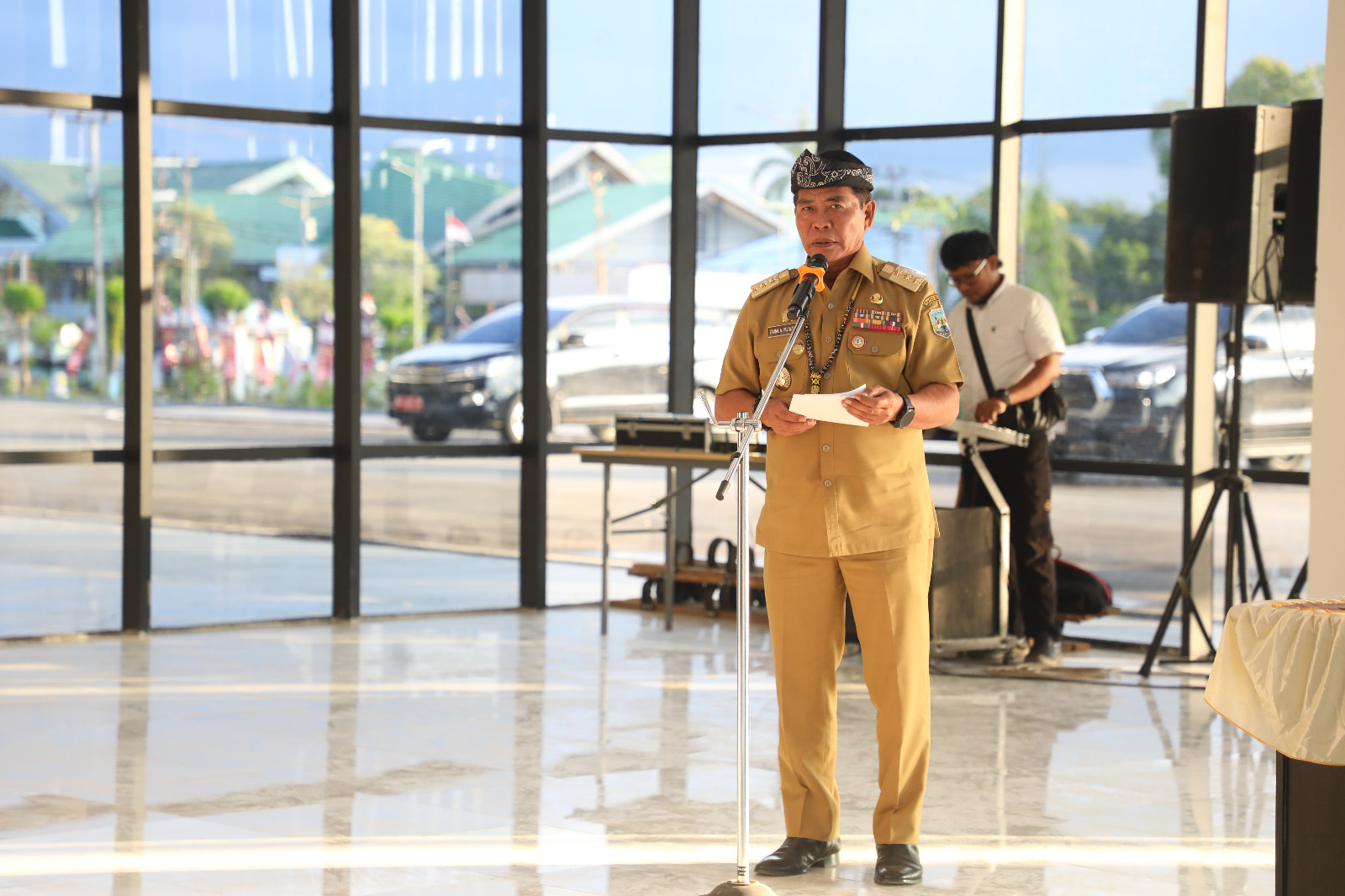 Meresmikan Gedung baru Kantor Gubernur Kaltara