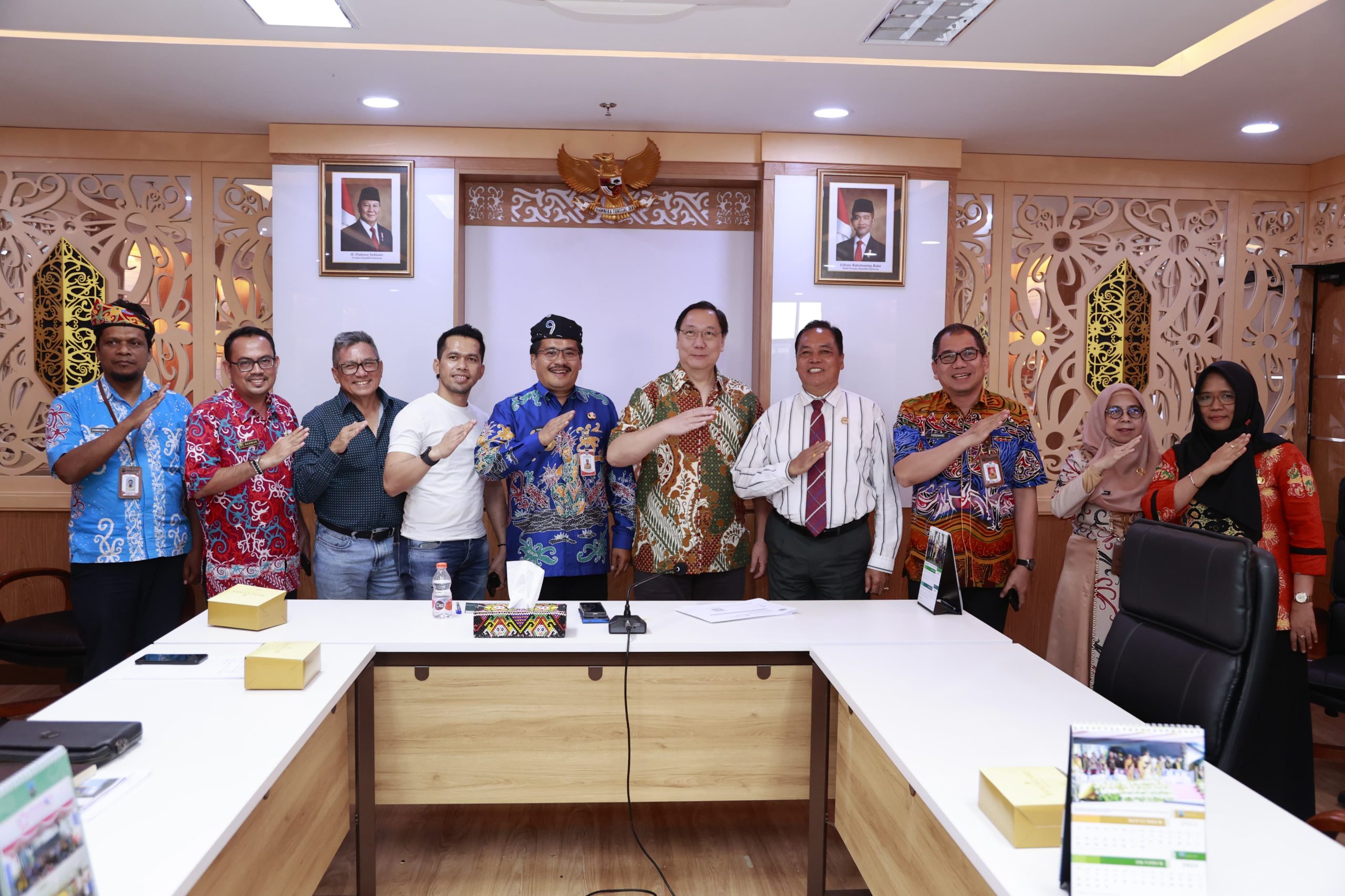 Pjs. Gubernur Kalimantan Utara Togap Simangunsong menerima kunjungan investor dari Jakarta