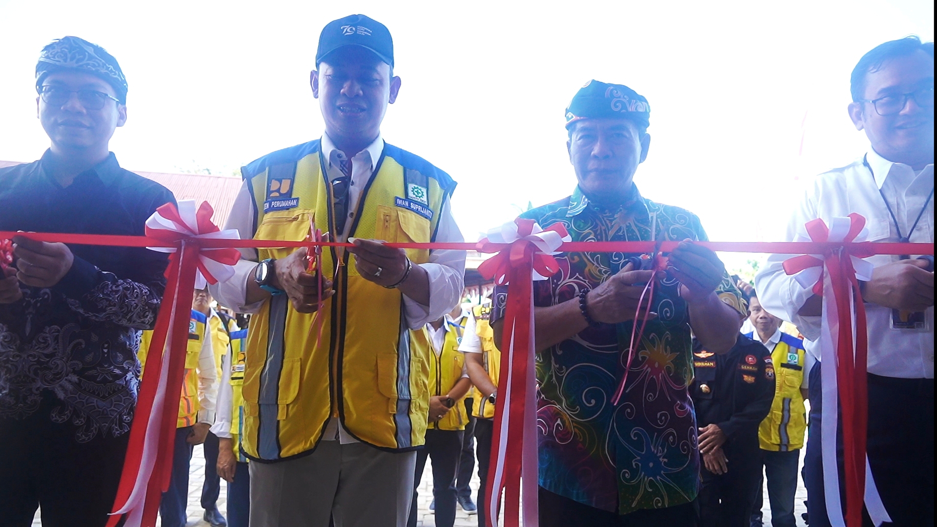 Hadir Dalam peresmian rumah susun Pondok Pesantren Al-Mukminun Kota Tarakan,