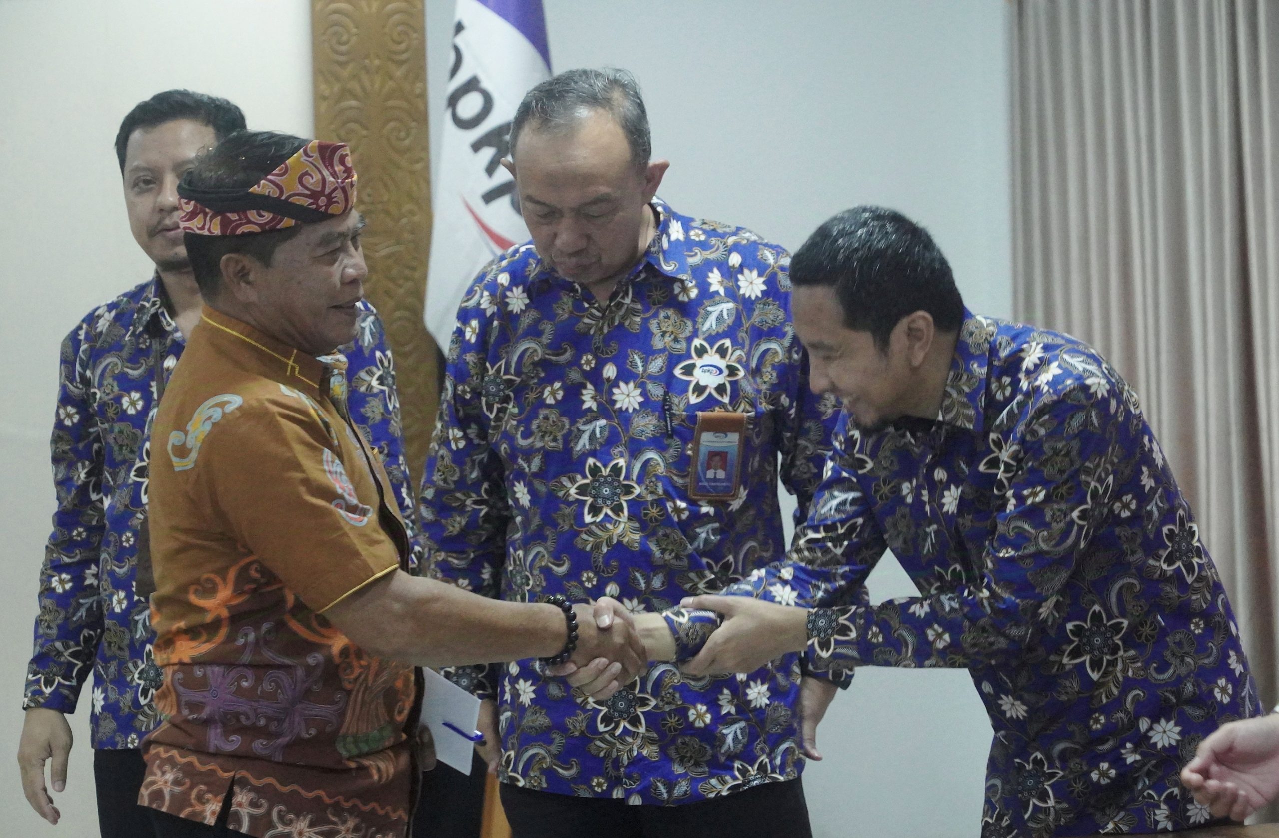 Gubernur Kalimantan Utara Dr. H. Zainal A Paliwang, S.H., M.Hum beraudiensi dengan Kepala Perwakilan Badan Pengawasan Keuangan dan Pembangunan (BPKP)
