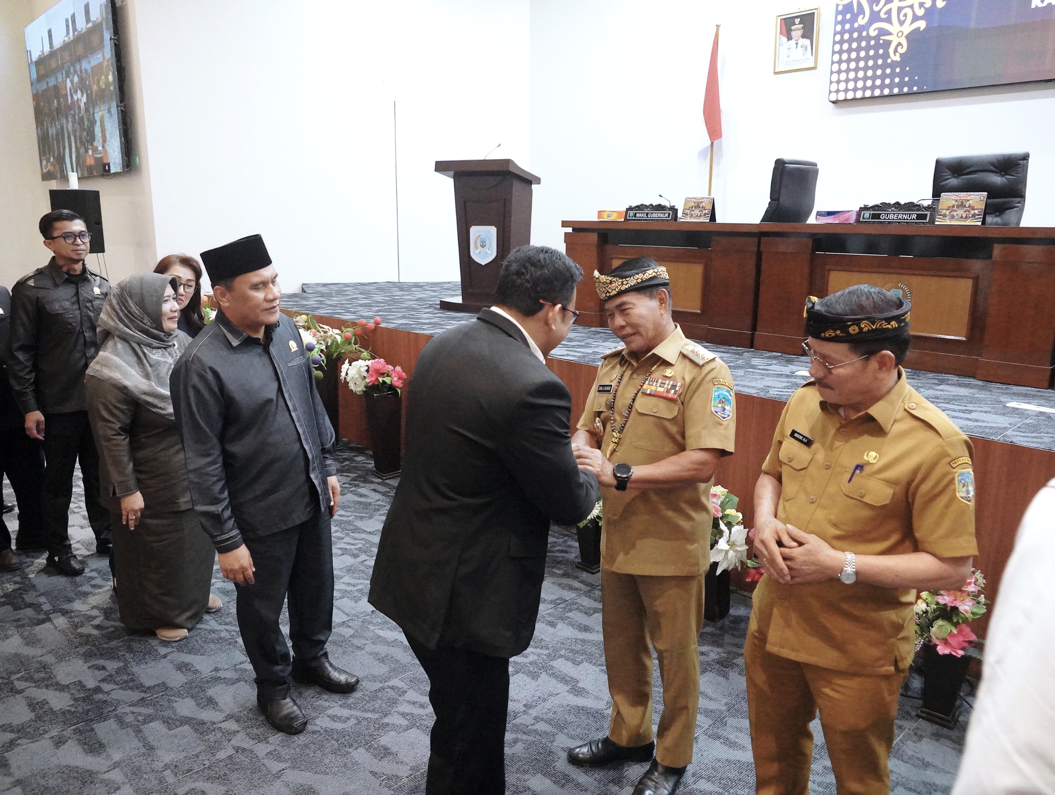 Gubernur Sampaikan Pidato Perdana di Dewan, Fokus Transformasi Beranda Depan NKRI