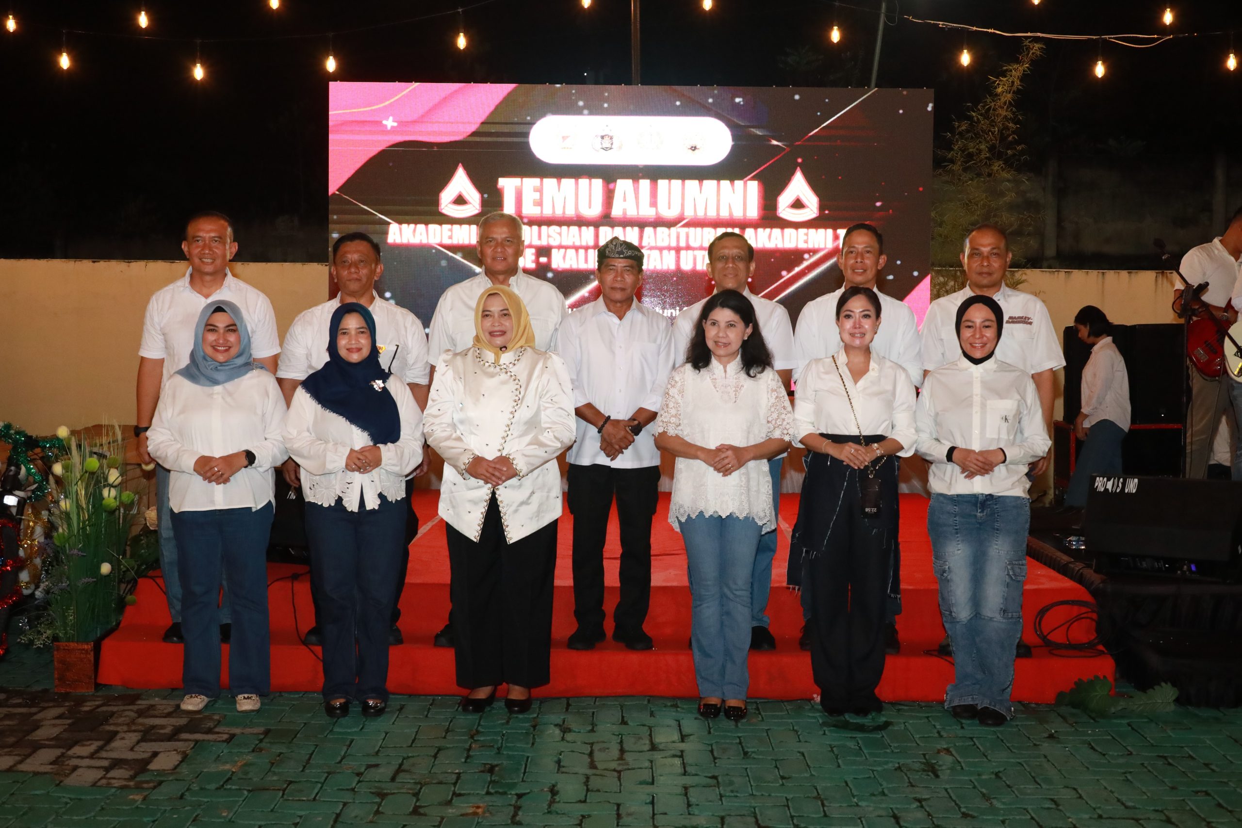 Gubernur ungkap peran penting Akpol-Akademi TNI jaga perbatasan di forum alumni