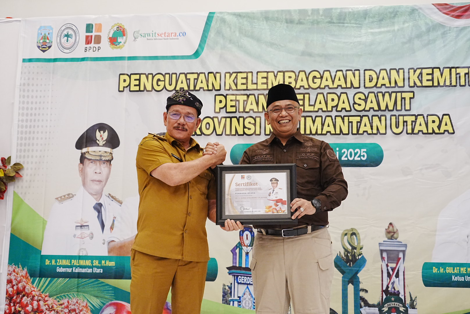 Workshop Penguatan Kelembagaan dan Kemitraan Petani Kelapa Sawit