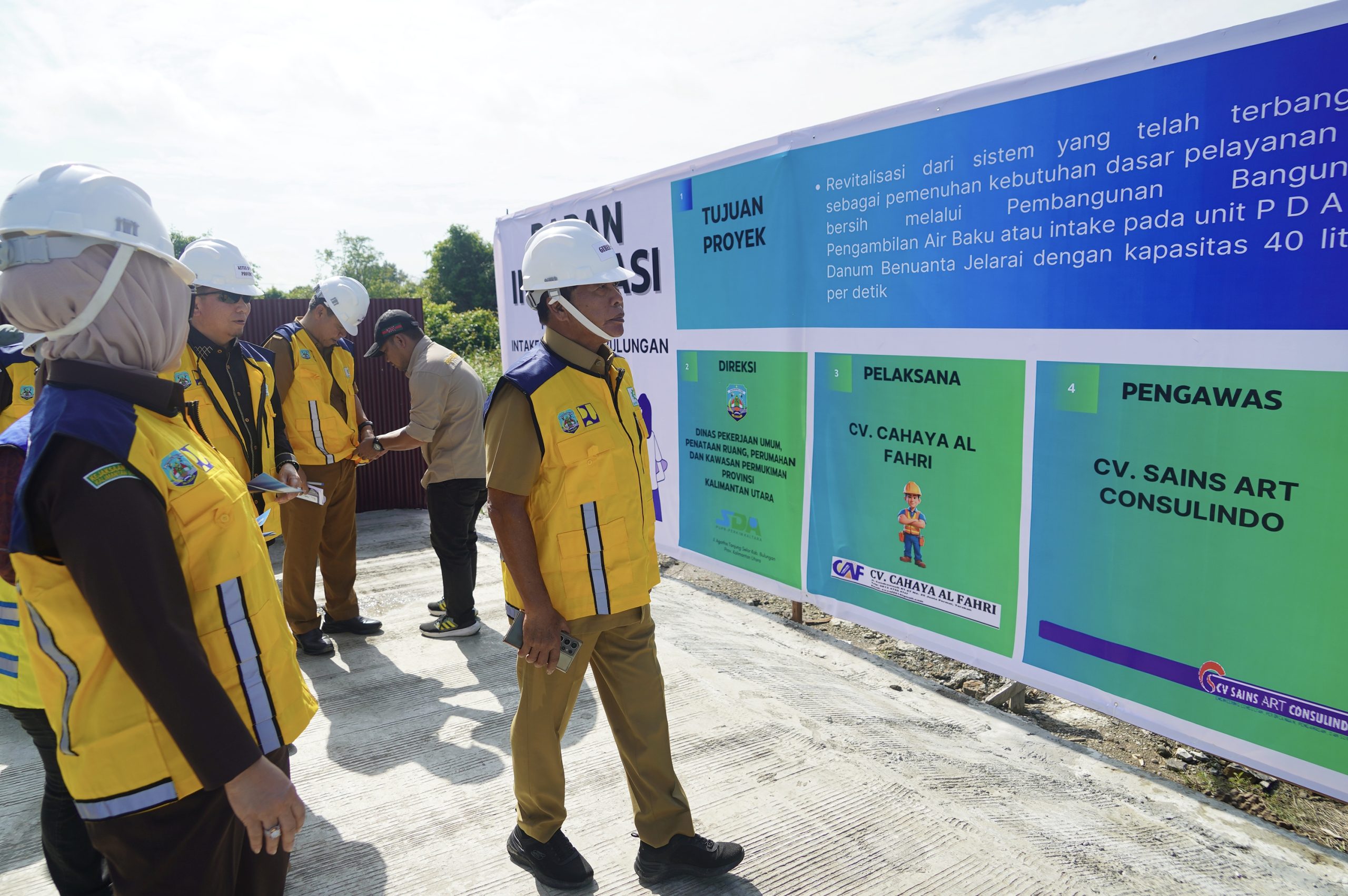 Resmikan intake kapasitas 2×40 liter/detik yang dibiayai APBD Pemprov, Gubernur Zainal usul PDAM jadi PDAB