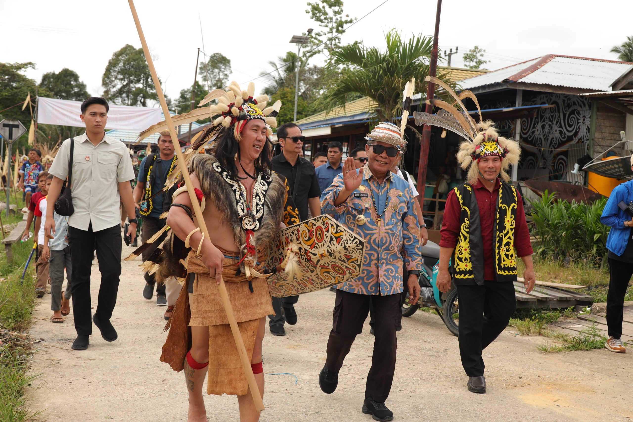 Mengintip tradisi Meja Panjang Desa Pimping simbol syukur dan kehangatan budaya di Kalimantan Utara
