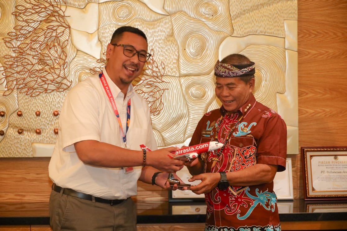 Gubernur Zainal jajaki pembukaan rute internasional Tarakan–Tawau bersama AirAsia