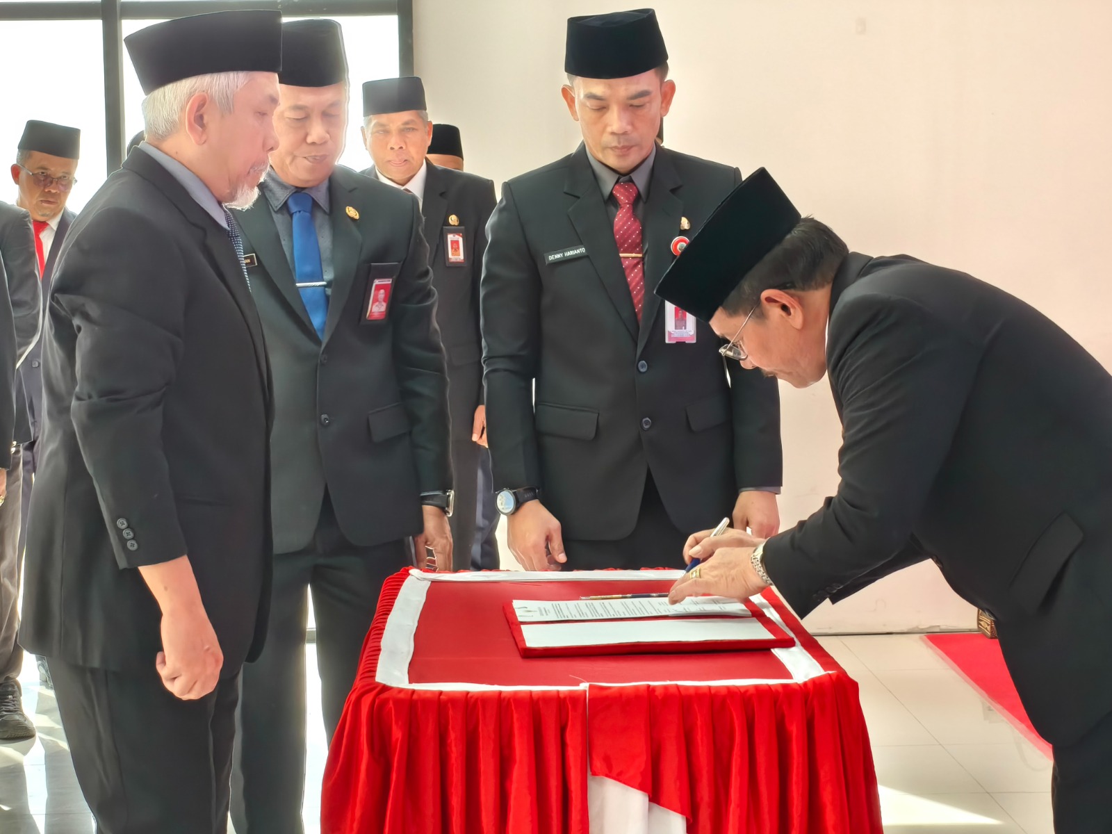 Wagub minta hilangkan keluhan klasik dengan kedepankan inovasi saat Lantik Direktur RSUD