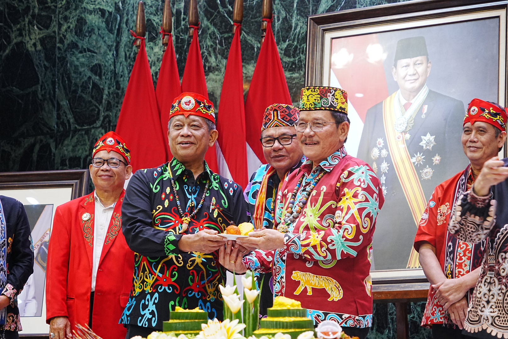 Wagub Ingkong Ala pacu cendekiawan Dayak ambil peran strategis level Nasional