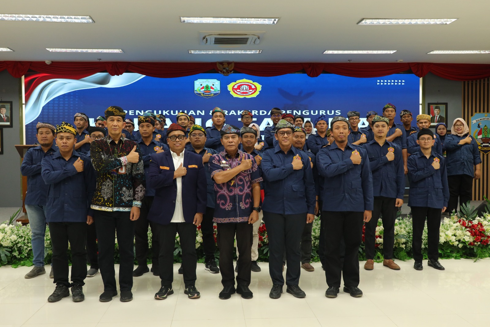 Gubernur Zainal minta Karang Taruna jadi penggerak pembangunan sosial dan ekonomi kreatif