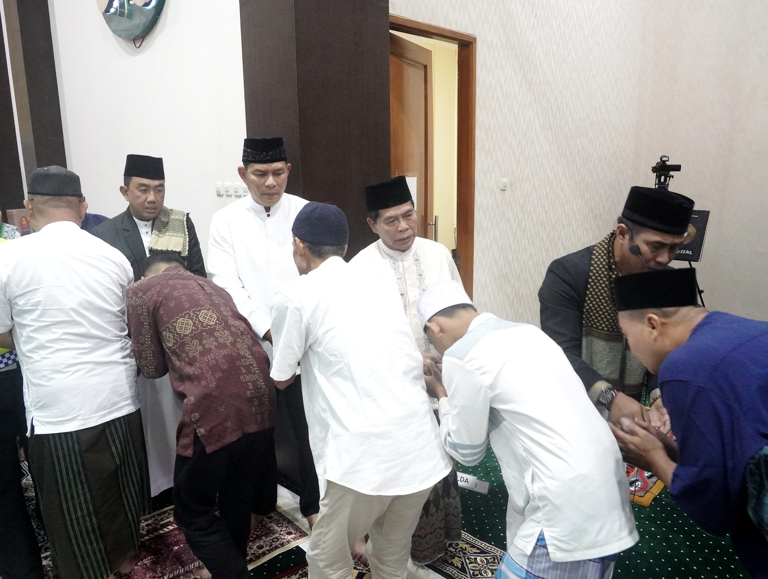 Gubernur dan Kapolda salat Id di Nur Arryaguna Mapolda, pesankan hakikat kemenangan dan persatuan