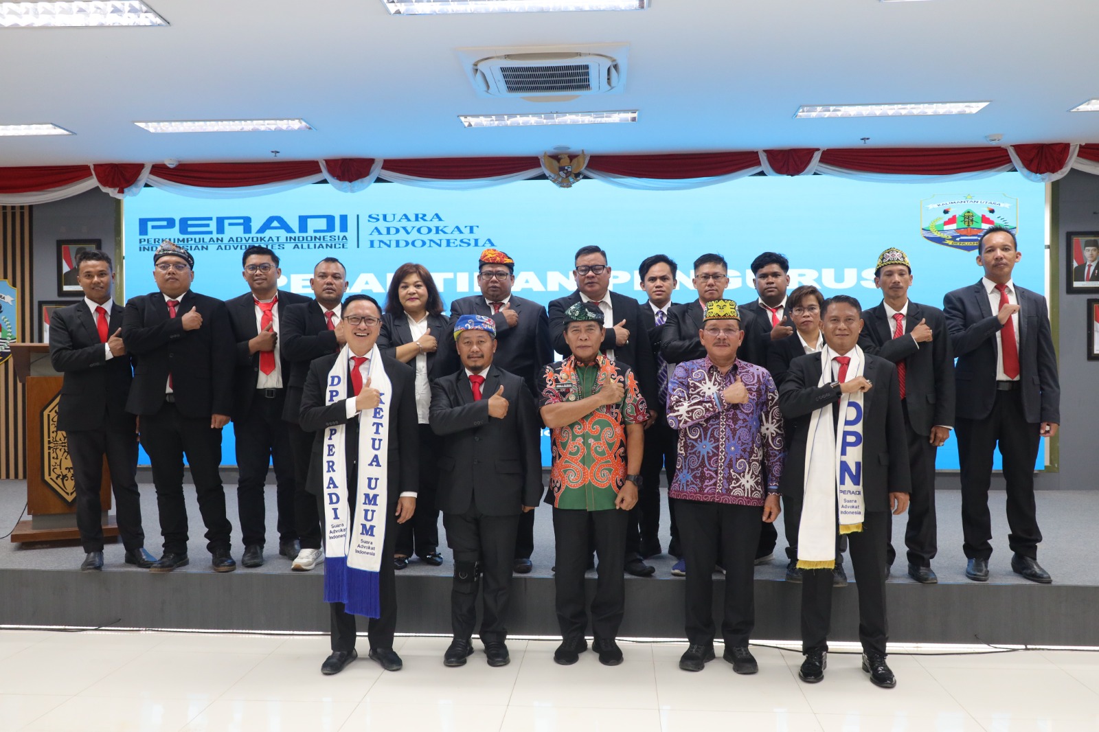 Gubernur: Advokat tidak boleh mundur, demi keadilan!