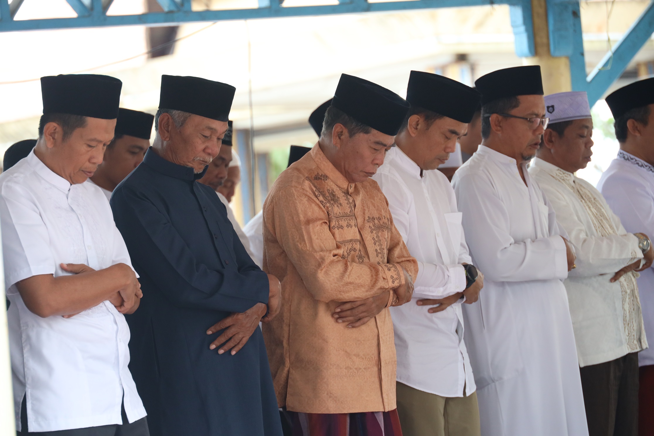 Gubernur Zainal ajak perkuat kebersamaan dan berbagi berkah kurban di Kaltara