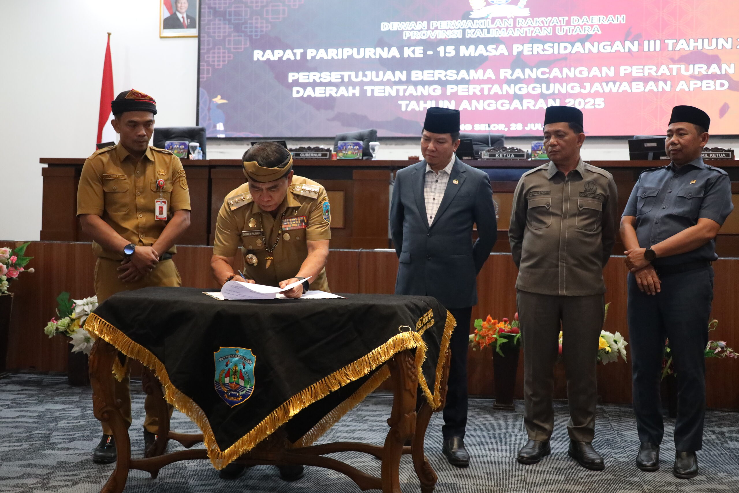 Sah! Pemprov-DPRD sepakati Ranperda Pertanggungjawaban APBD 2025