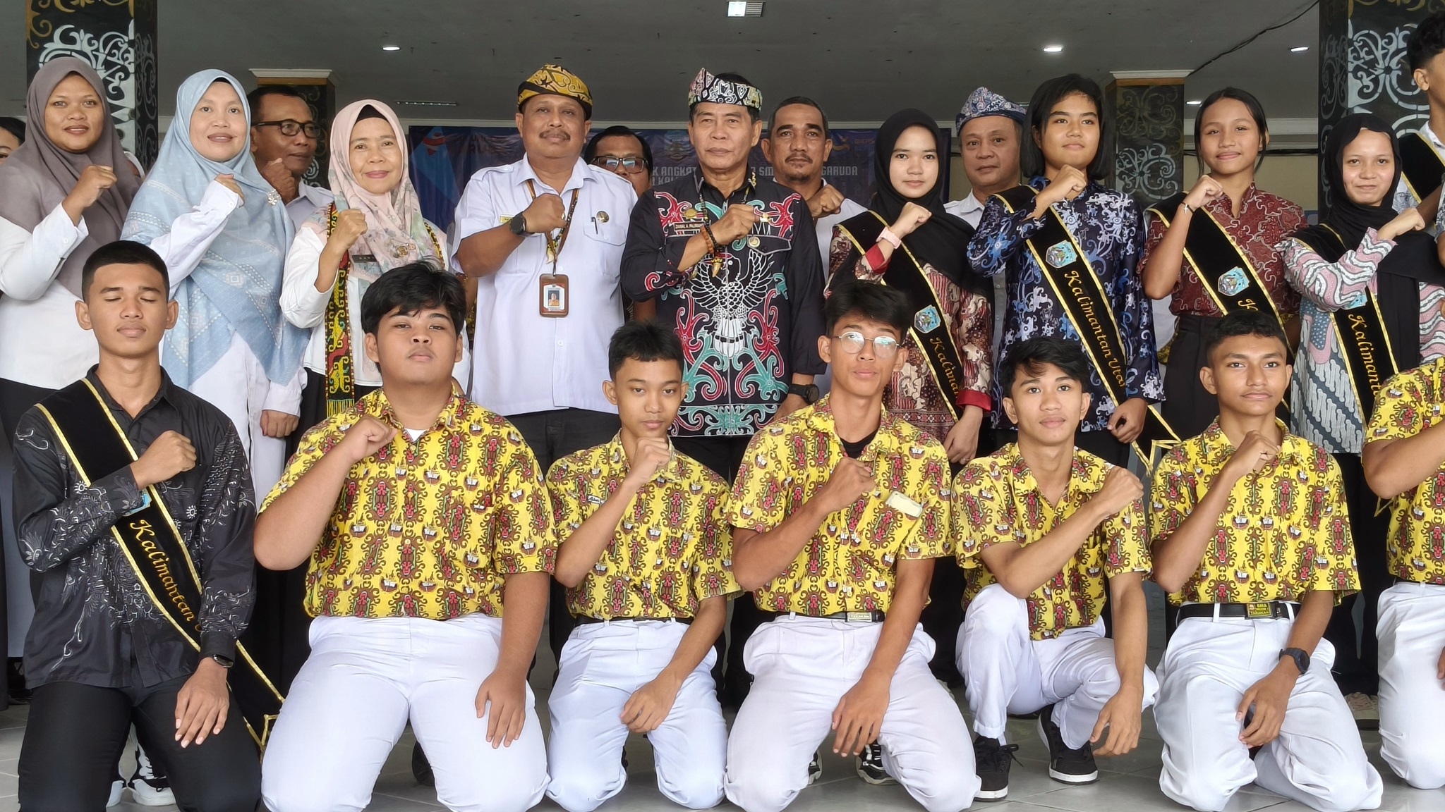 Kaltara memulai sejarah baru! Gubernur Zainal Paliwang lepas angkatan pertama siswa SMA Unggul Garuda